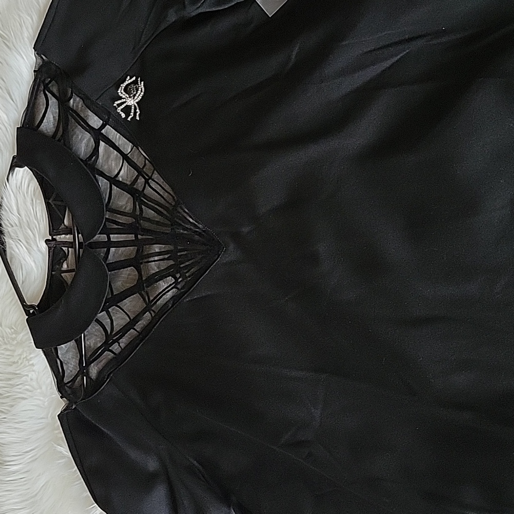 Unique Vintage Plus Size Black Spiderweb Widow Top - 5X/26